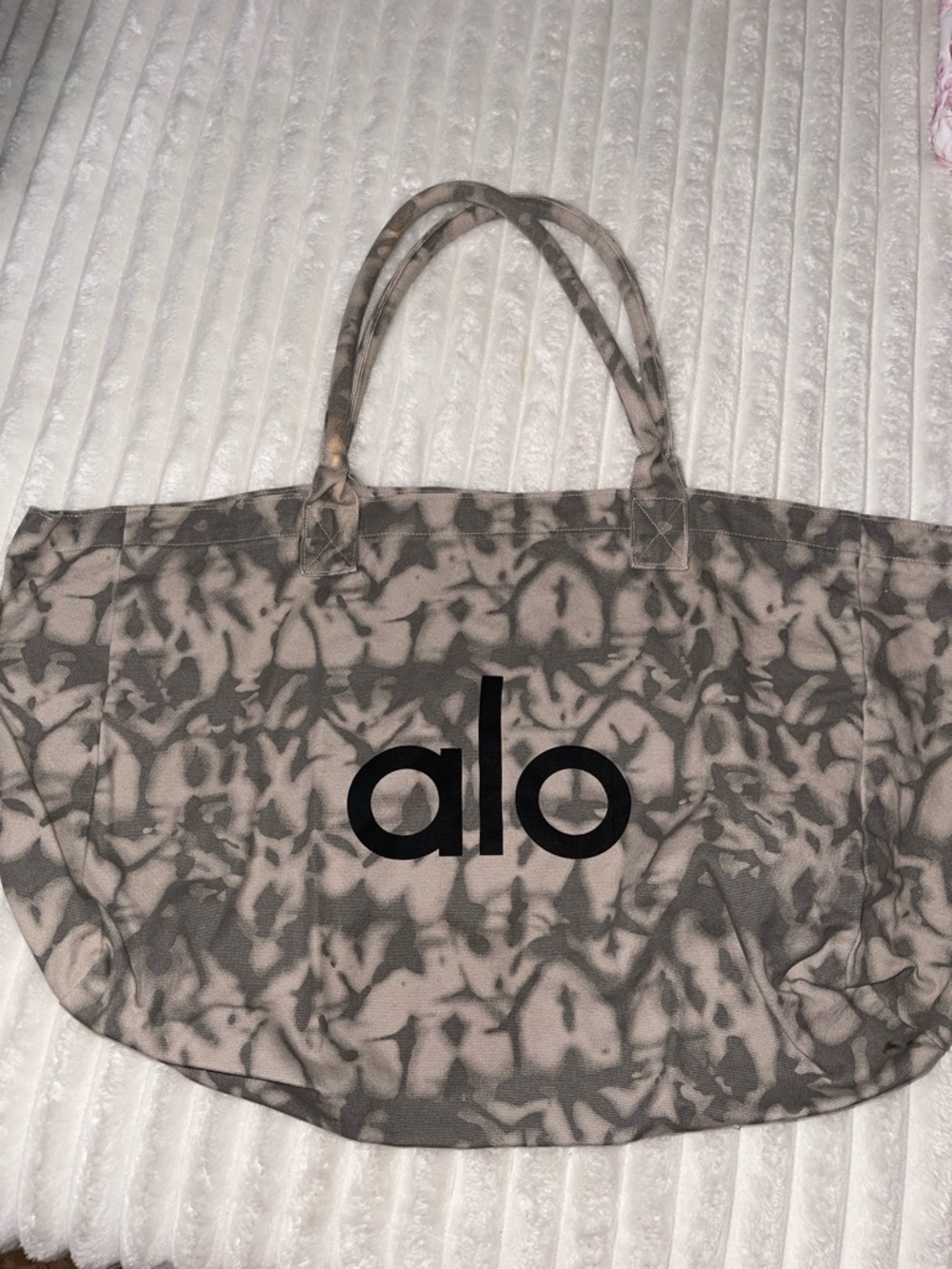 ALO Yoga Gray Tie-Dye Canvas Tote